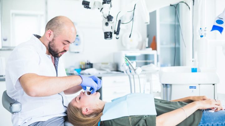 La importancia de contar con una atención inmediata ante imprevistos bucodentales en la ciudad de Alicante